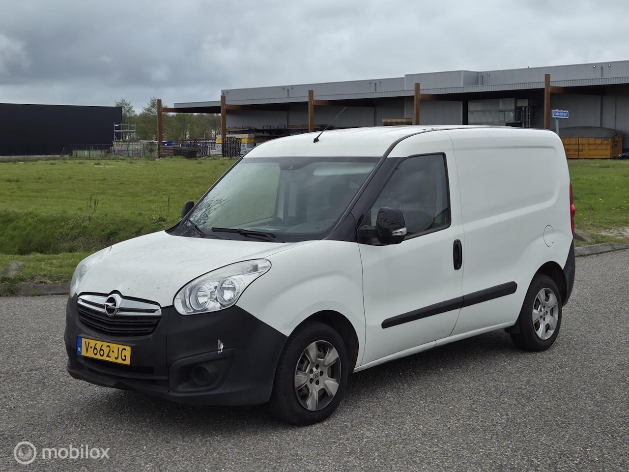Opel Combo - 1.3 CDTi L1H1 Airco / Cruise / lichte schade - AutoWereld.nl