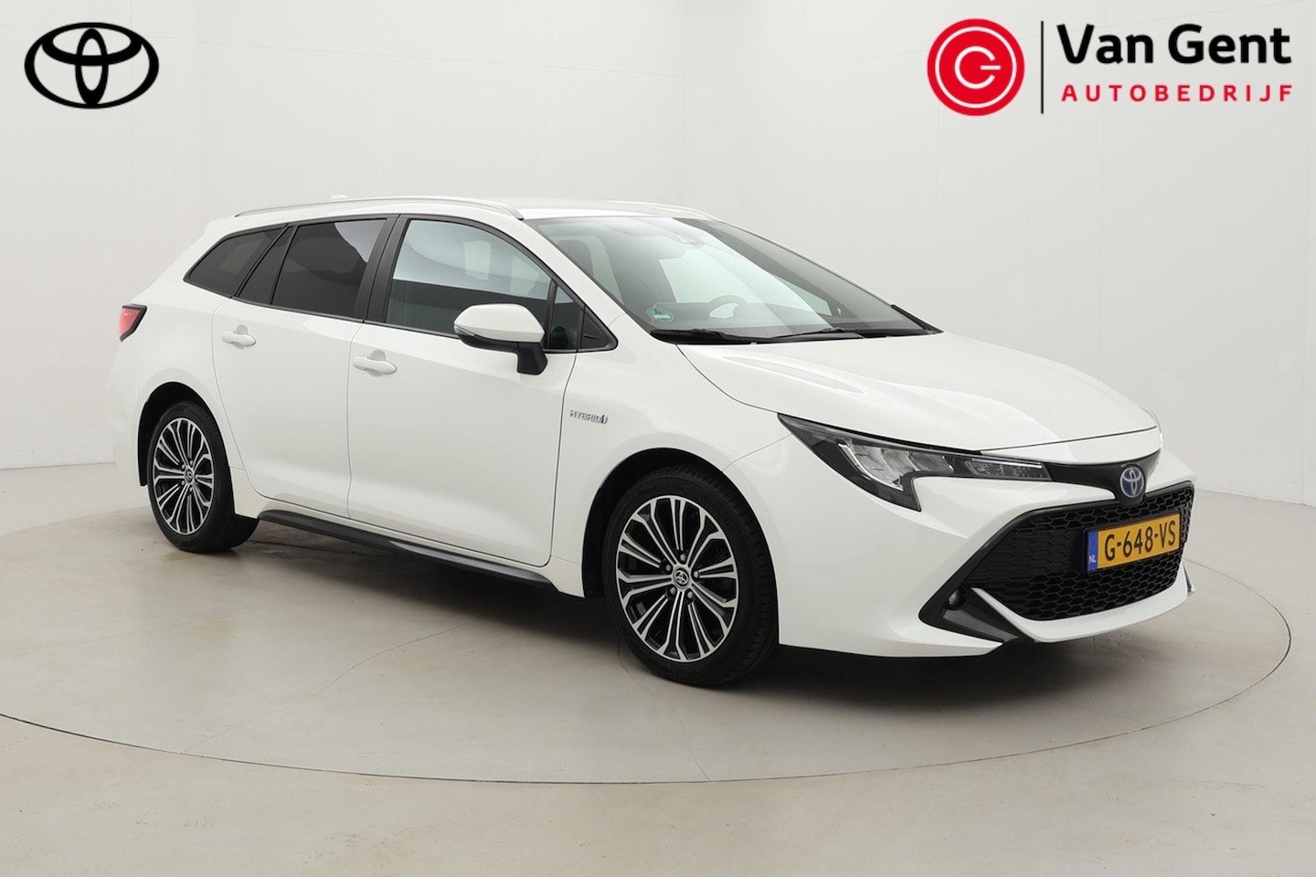 Toyota Corolla Touring Sports - 1.8 Hybrid Dynamic | Trekhaak | Navigatie | Apple Carplay / Android Auto | Stoelverwarming - AutoWereld.nl