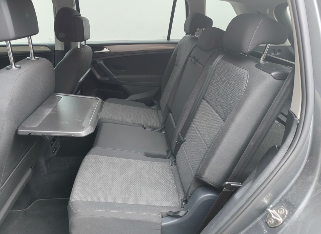 Volkswagen Tiguan Allspace - 1.4 TSI Comfortline Business 7p. 1.4 TSI Comfortline Business 7p. Trekhaak, PDC, Led, NAP