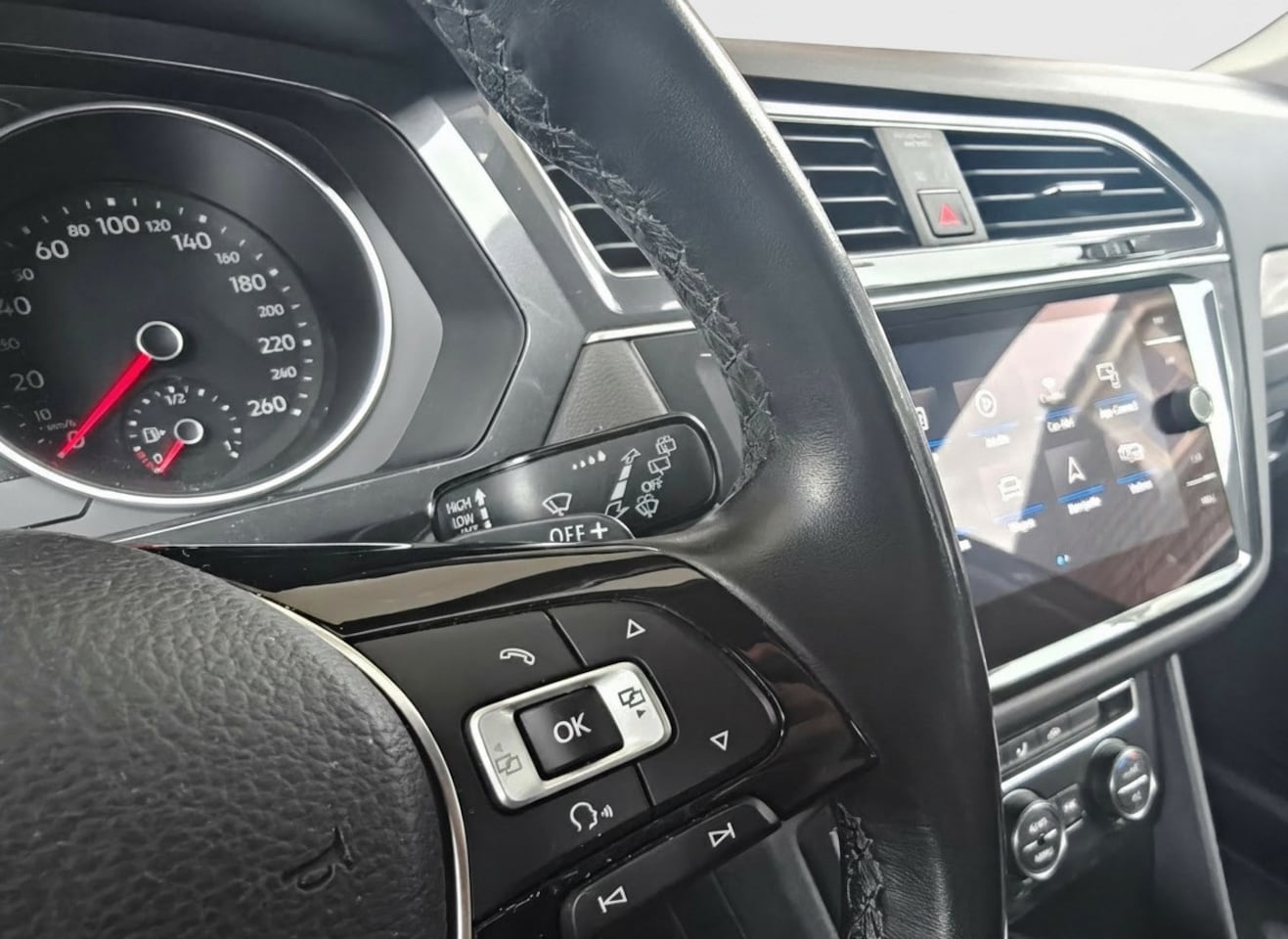 Volkswagen Tiguan Allspace - 1.4 TSI Comfortline Business 7p. 1.4 TSI Comfortline Business 7p. Trekhaak, PDC, Led, NAP