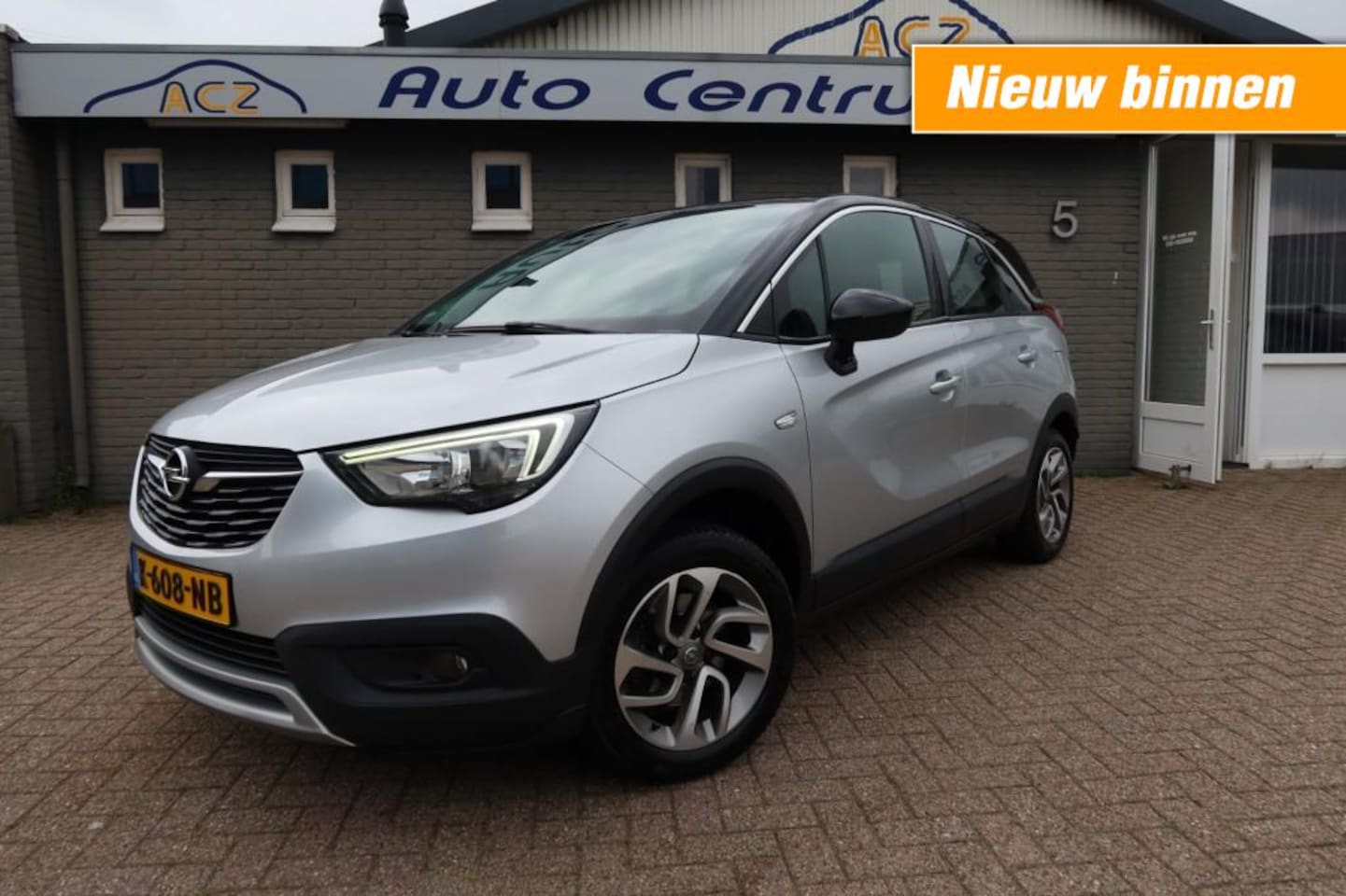 Opel Crossland X - 1.2 T. INNOVATION, NAVI,CLIMATE CONTROL ENZ.... - AutoWereld.nl