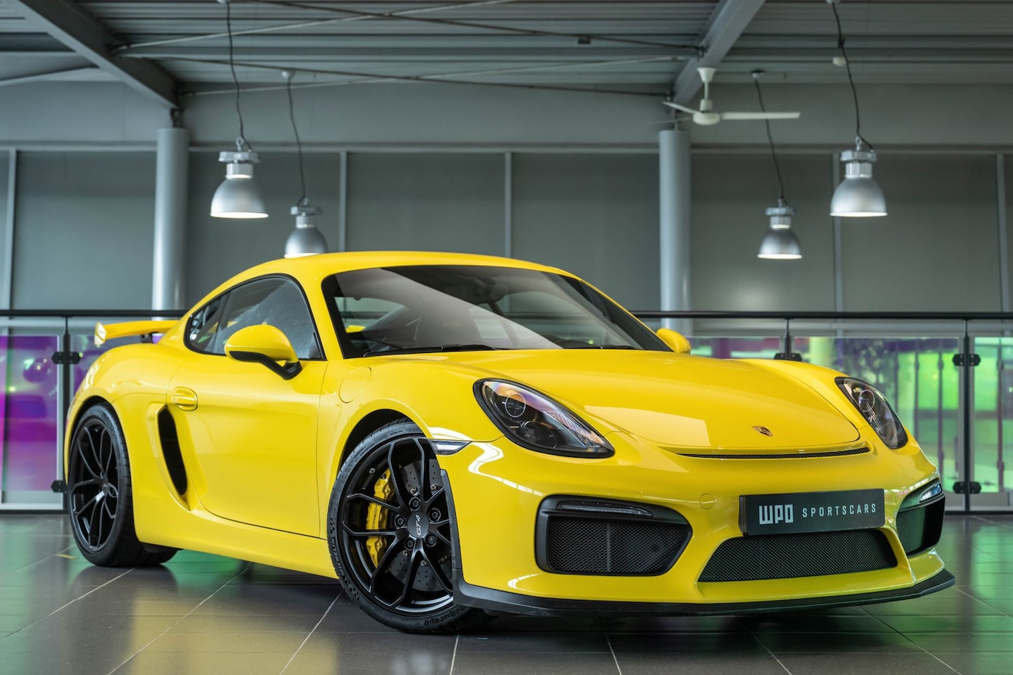 Porsche Cayman GT4 - 3.8 Clubsport | PCCB | GT3 kuipstoelen | Sport Chrono - AutoWereld.nl