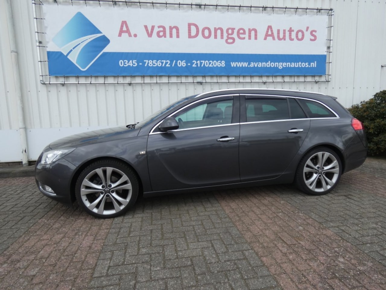 Opel Insignia - 1.6 T Cosmo 1.6 T COSMO,Pano,Xenon,Navi,Trhaak,APK 4-6-27 - AutoWereld.nl