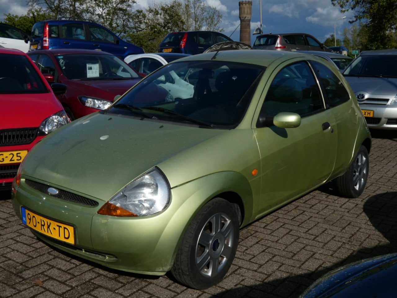 Ford Ka - 1.3 Appel NWE APK - AutoWereld.nl