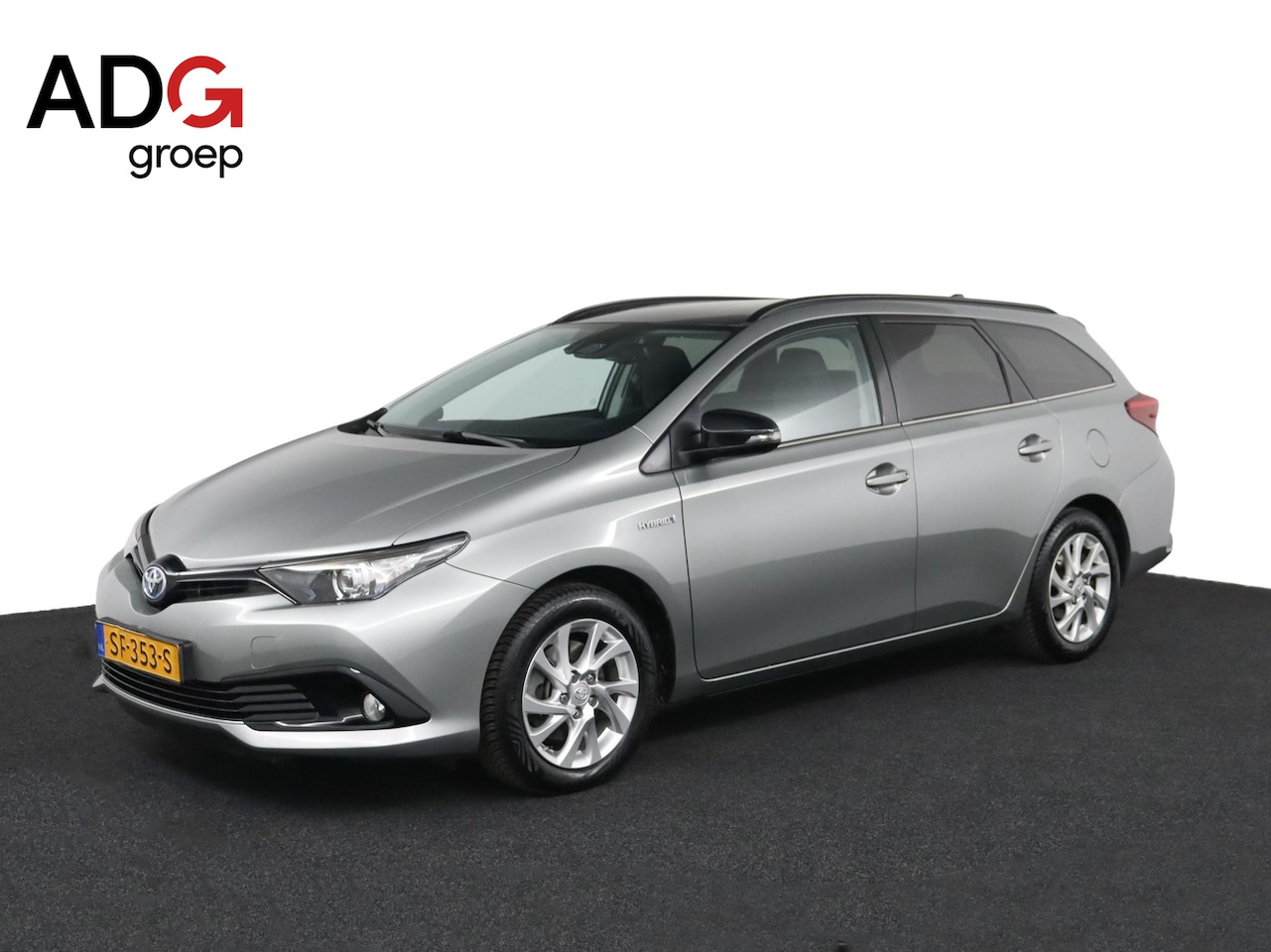 Toyota Auris Touring Sports - 1.8 Hybrid Black Edition | Cruise control  | Navigatie | Parkeer camera | - AutoWereld.nl