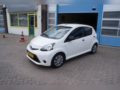 Toyota Aygo - 1.0 VVT-i Now