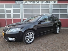 Skoda Octavia Combi - 1.6 TDI 110 Pk Greentech JOY Business ECC PDC NAV