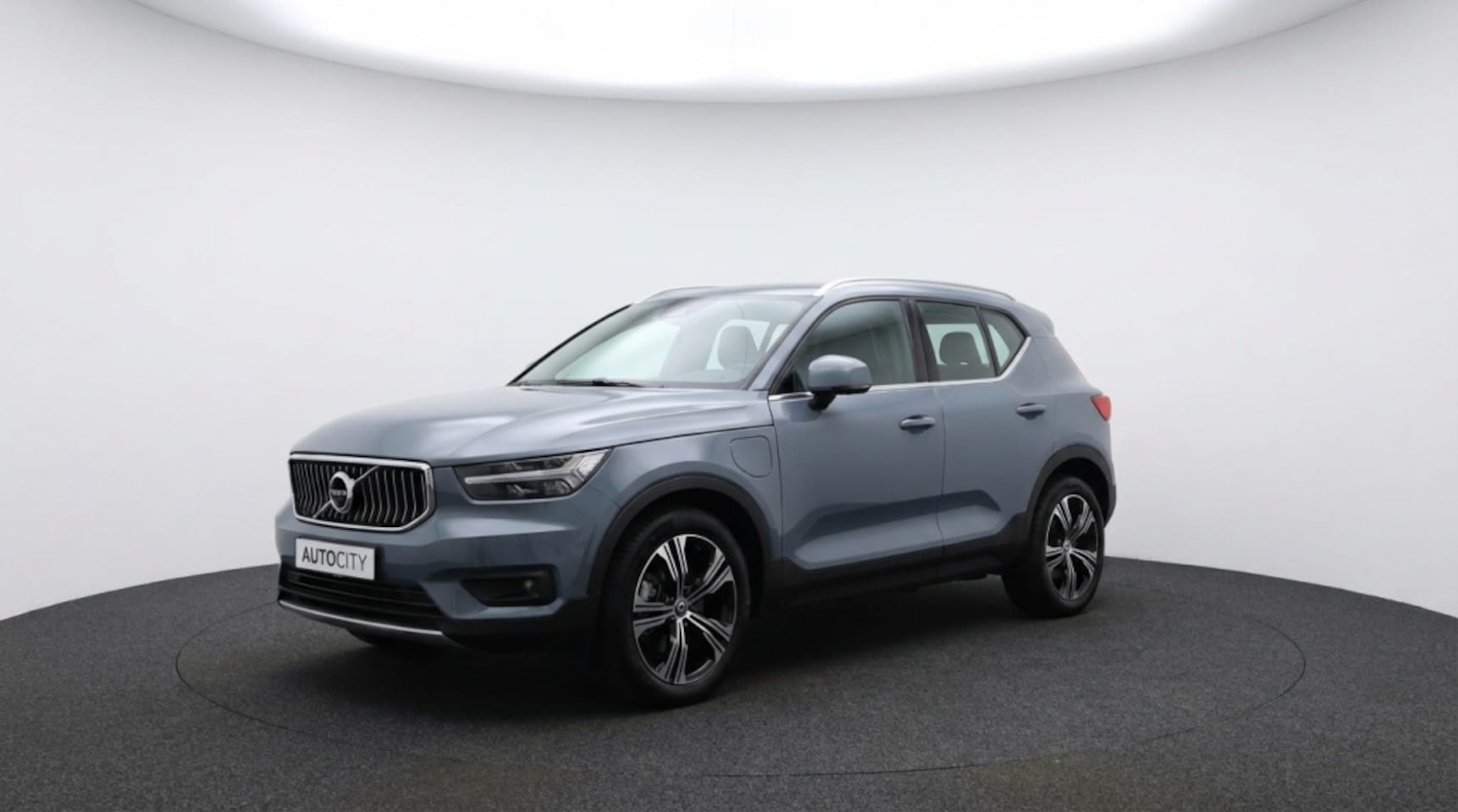Volvo XC40 - T5 Inscription Recharge Plug-In Hybrid Panorama l Camera l Keyle - AutoWereld.nl