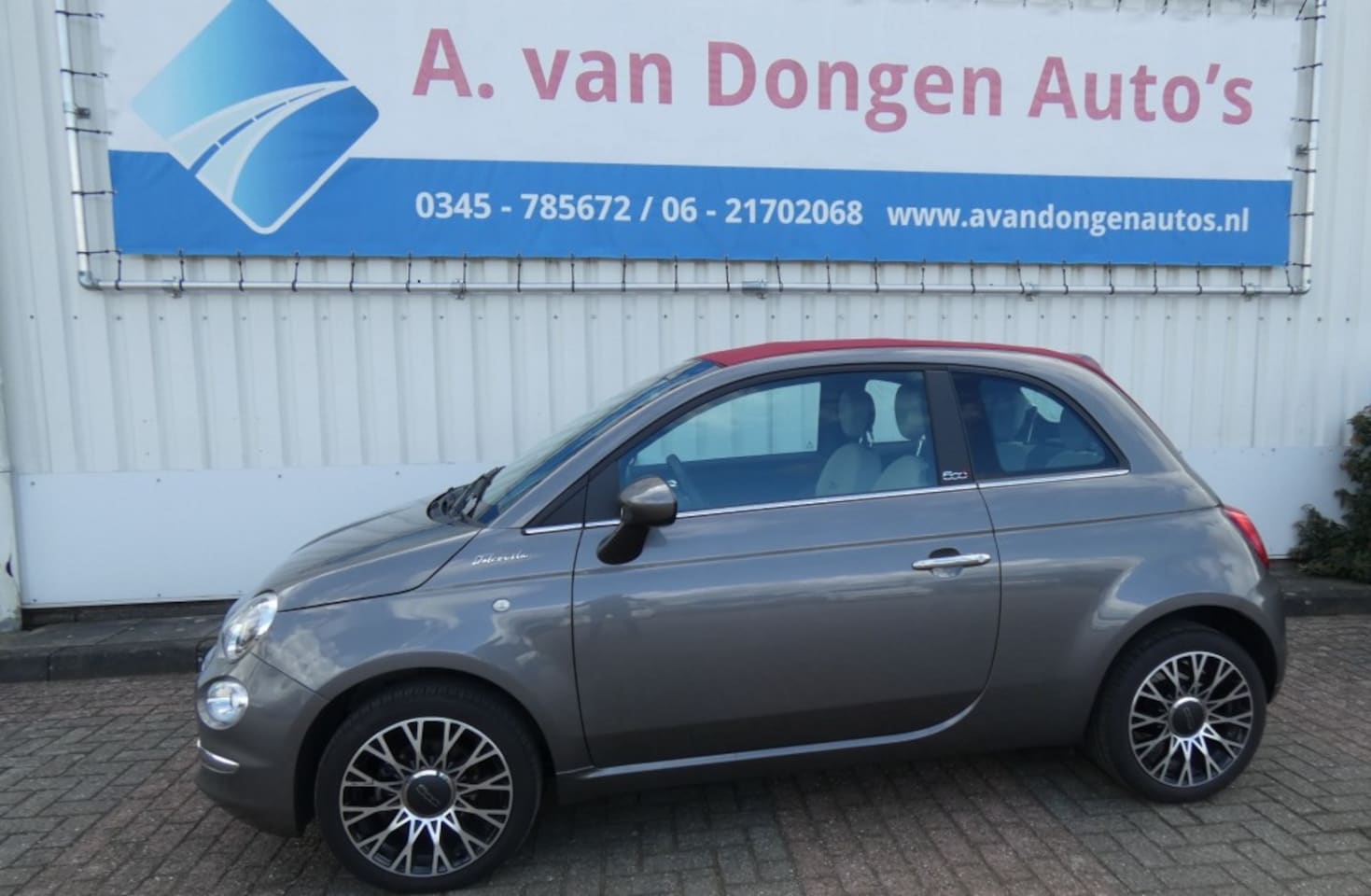 Fiat 500 C - 1.0 Hybrid Dolcevita 1.0 HYBRID DOLCEVITA,Navi,Clima,PDC,Leer,Carplay - AutoWereld.nl