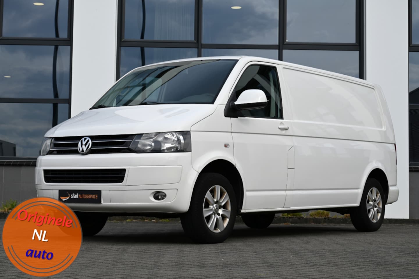 Volkswagen Transporter - lange wielbasis 102pkTDI Airco Cruise, top staat, 1e eigenaar - AutoWereld.nl