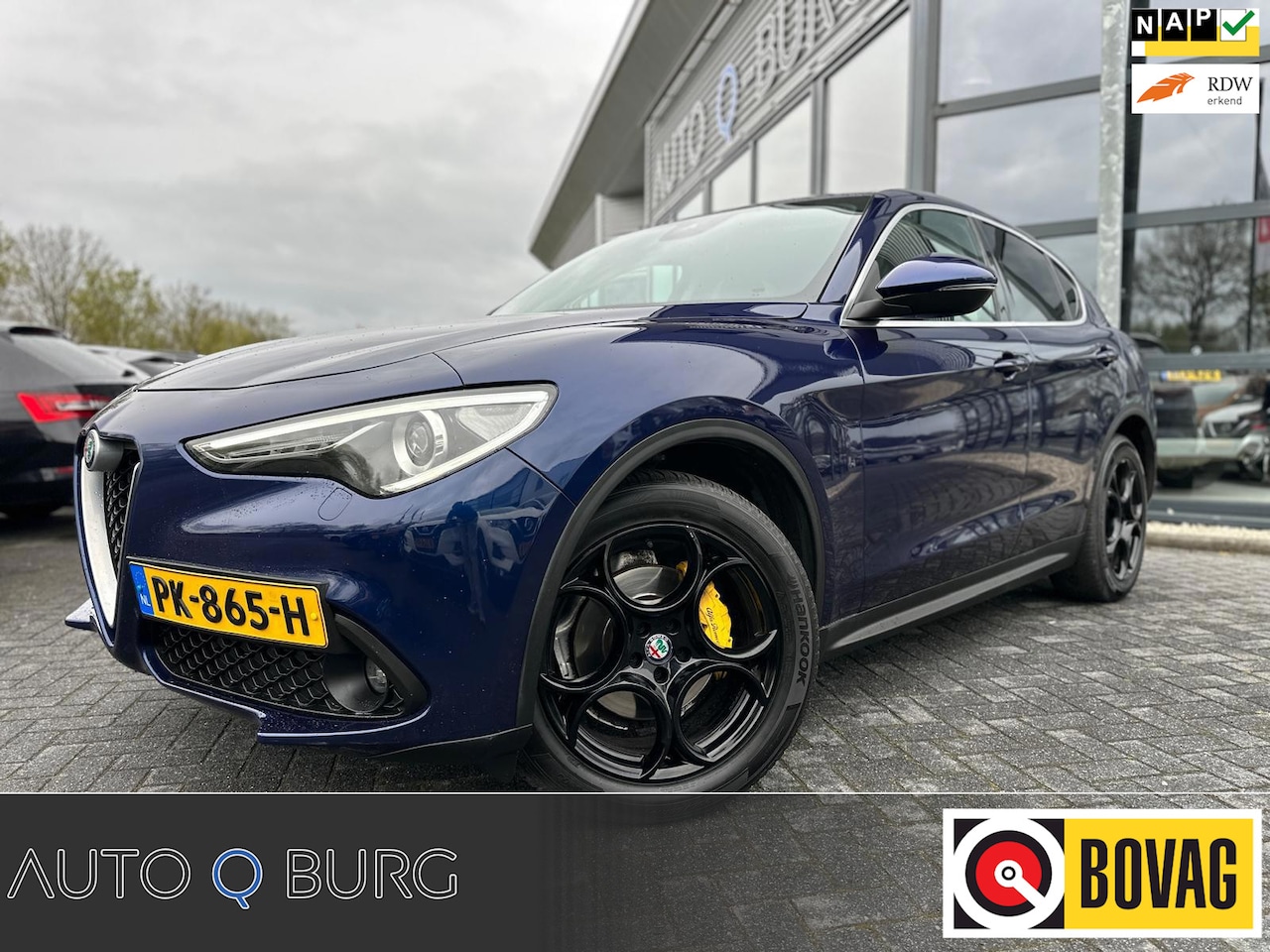 Alfa Romeo Stelvio - 2.2d AWD Super | Automaat | Trekhaak | Keyless | F1 flippers | Navi | PDC | Climate | Crui - AutoWereld.nl