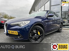 Alfa Romeo Stelvio - 2.2d AWD Super | Automaat | Trekhaak | Keyless | F1 flippers | Navi | PDC | Climate | Crui
