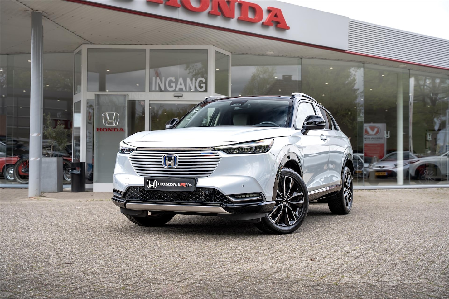 Honda HR-V - 1.5 Full Hybrid Advance Style Automaat | Dealeronderhouden | Stoelverwarming | Adaptieve c - AutoWereld.nl