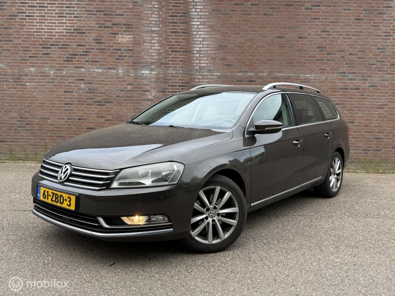 Volkswagen Passat Variant - 2.0 TDI R-line BlueMotion | Nap - AutoWereld.nl