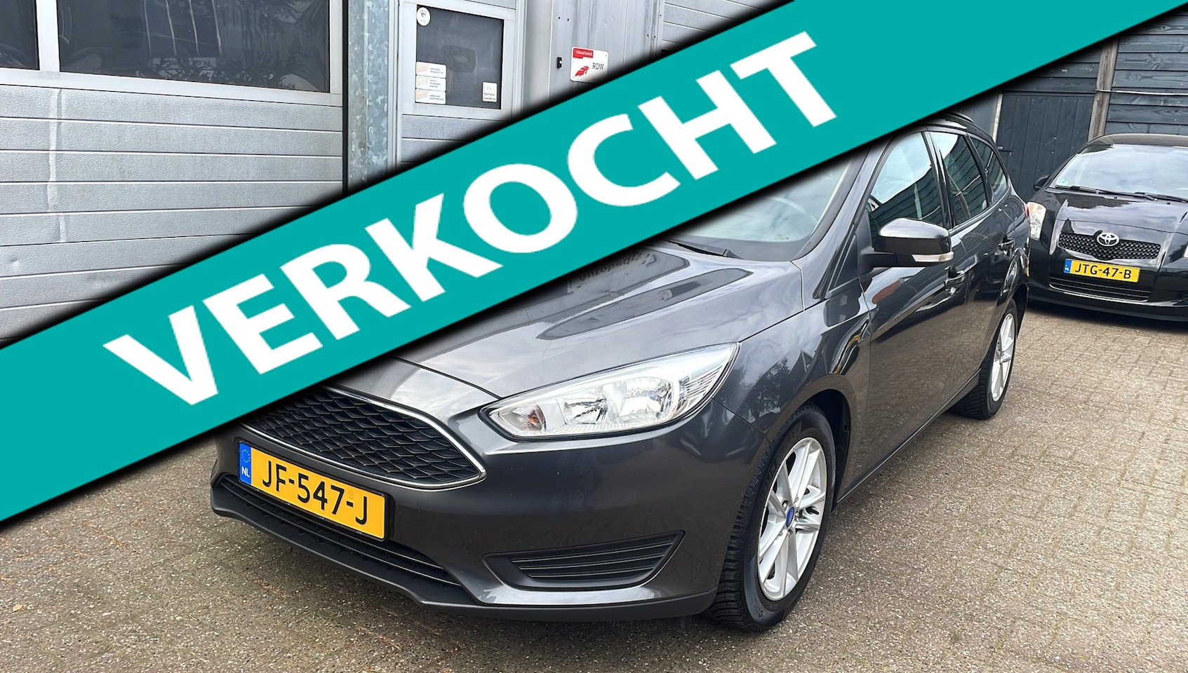 Ford Focus Wagon - 1.0 Trend 2016-Navi-Airco-Cruise-Trekhaak - AutoWereld.nl