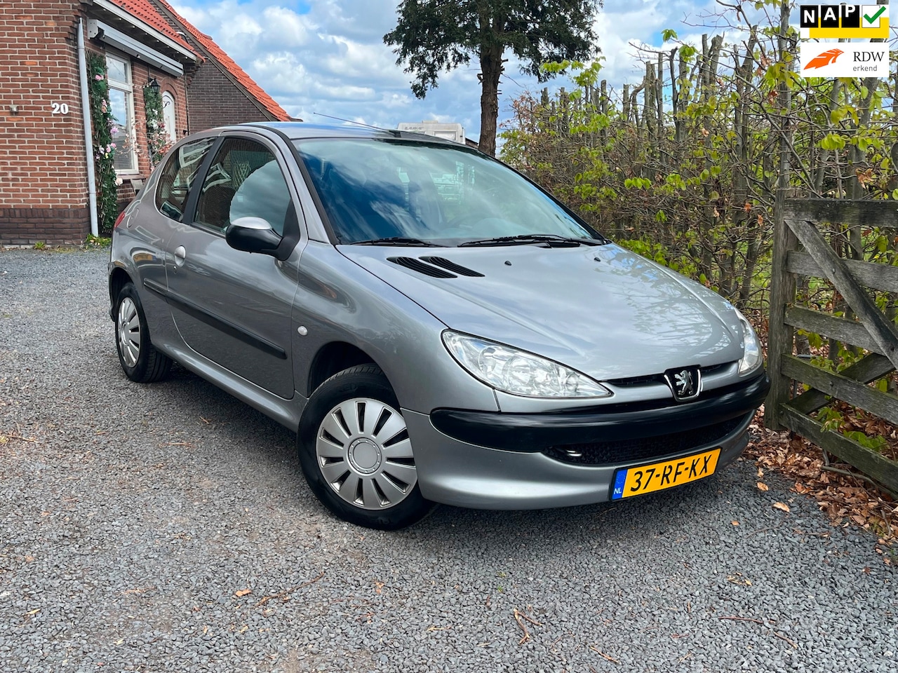 Peugeot 206 - 1.4 Air-line|APK JUNI 2027!|AIRCO|ZUINIG|NETTE AUTO - AutoWereld.nl
