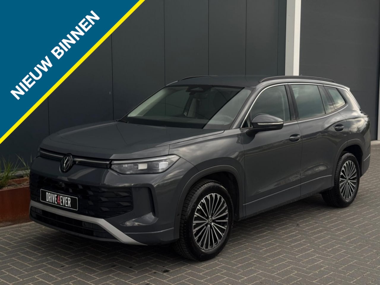 Volkswagen Tayron - 1.5 eTSI Life Edt.7p GARANTIE NAVI TREKHAAK 360 CAMERA LED IQ - AutoWereld.nl