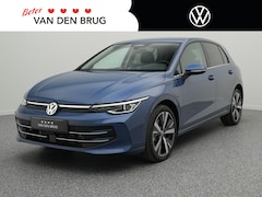 Volkswagen Golf - 1.5 eHybrid Style 204 PK | LED Matrix IQ | Achteruitrijcamera | Navigatie Via Smartphone |