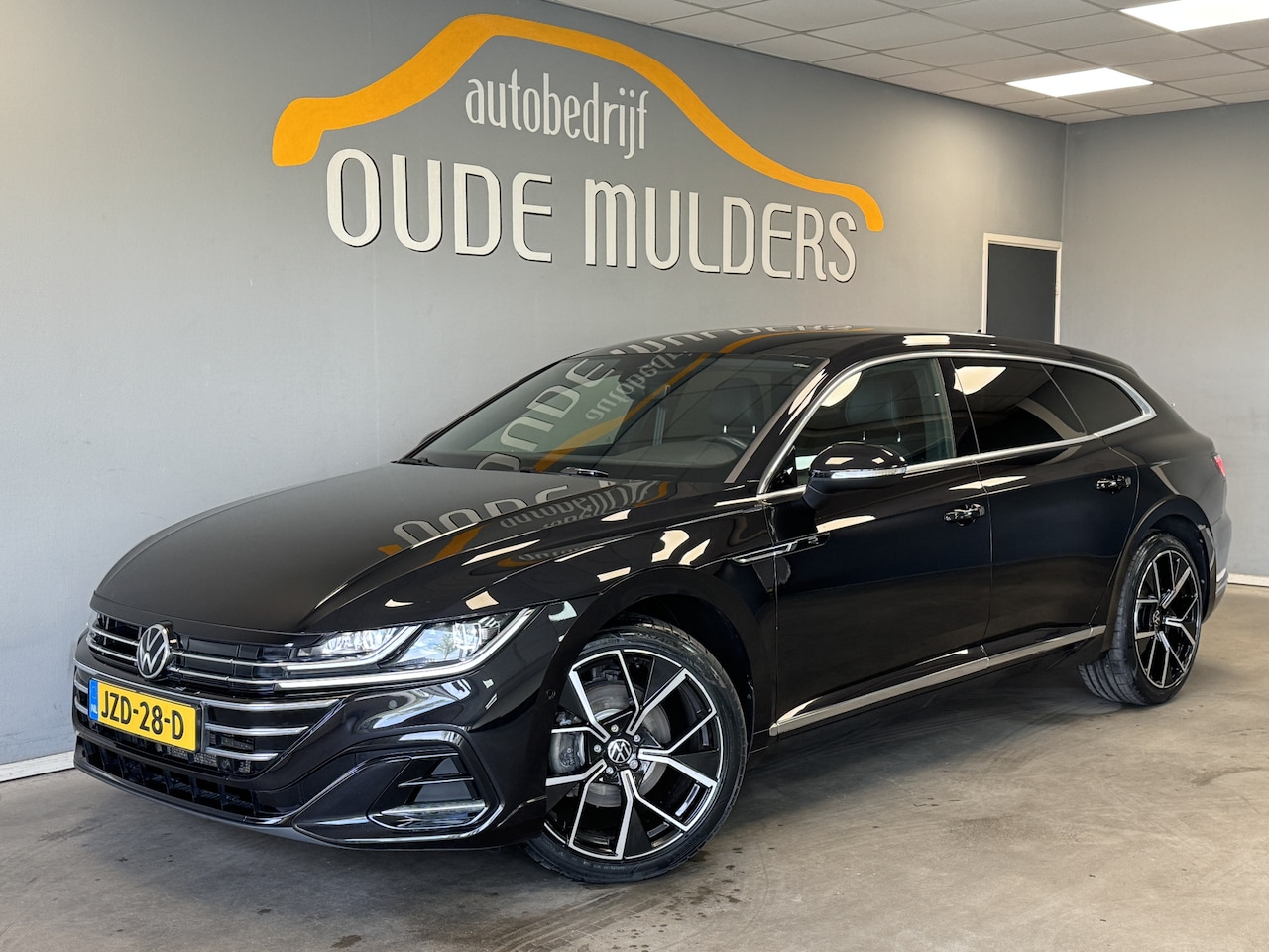 Volkswagen Arteon Shooting Brake - 1.4 TSI eHybrid R-Line/Camera/Stoelverwarming/Navi - AutoWereld.nl