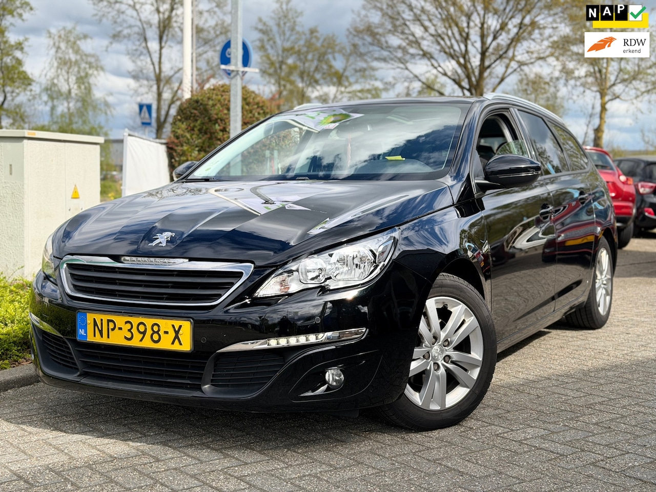 Peugeot 308 SW - 1.6 BlueHDI Blue Lease Pack 1.6 BlueHDI Blue Lease Pack - AutoWereld.nl
