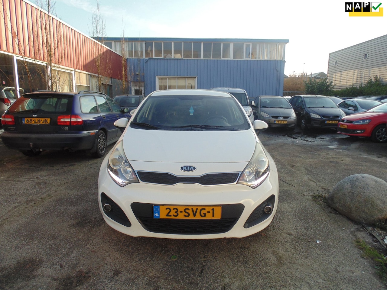 Kia Rio - 1.1 CRDi Super Pack 5 DEURS MET AIRCO 2012 - AutoWereld.nl