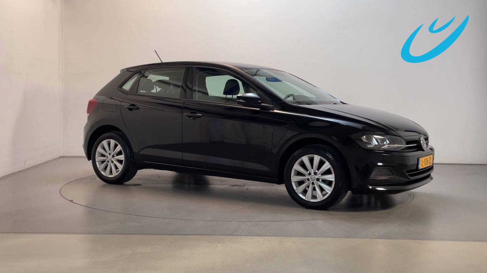 Volkswagen Polo - 1.0 TSI DSG Highline Stoelverwarming Parkeersensoren Navigatie DAB+ - AutoWereld.nl