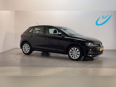 Volkswagen Polo - 1.0 TSI DSG Highline Stoelverwarming Parkeersensoren Navigatie DAB+