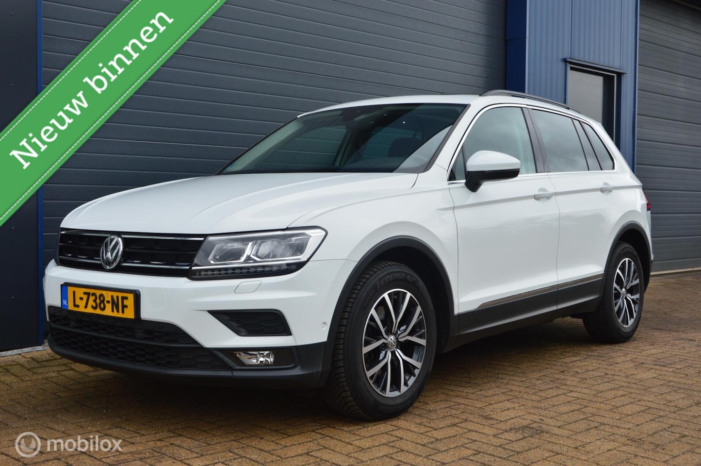 Volkswagen Tiguan - 1.5 TSI ACT ,Pano,Virtual,Trekhaak - AutoWereld.nl