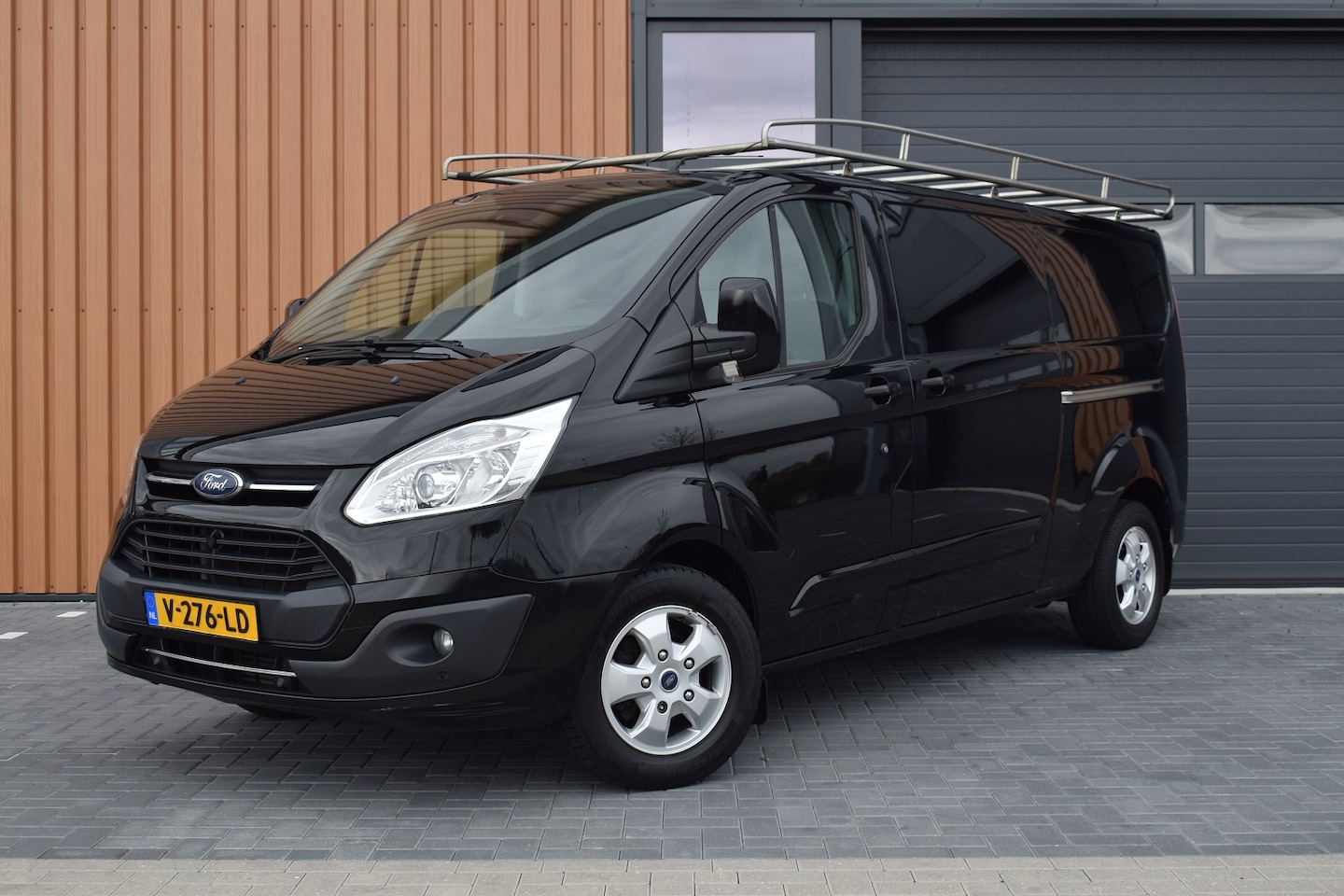 Ford Transit Custom - 290 2.0 TDCI L2H1 | Dubbele schuifdeur - AutoWereld.nl