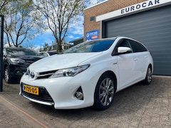 Toyota Auris Touring Sports - 1.8 Hybrid Lease