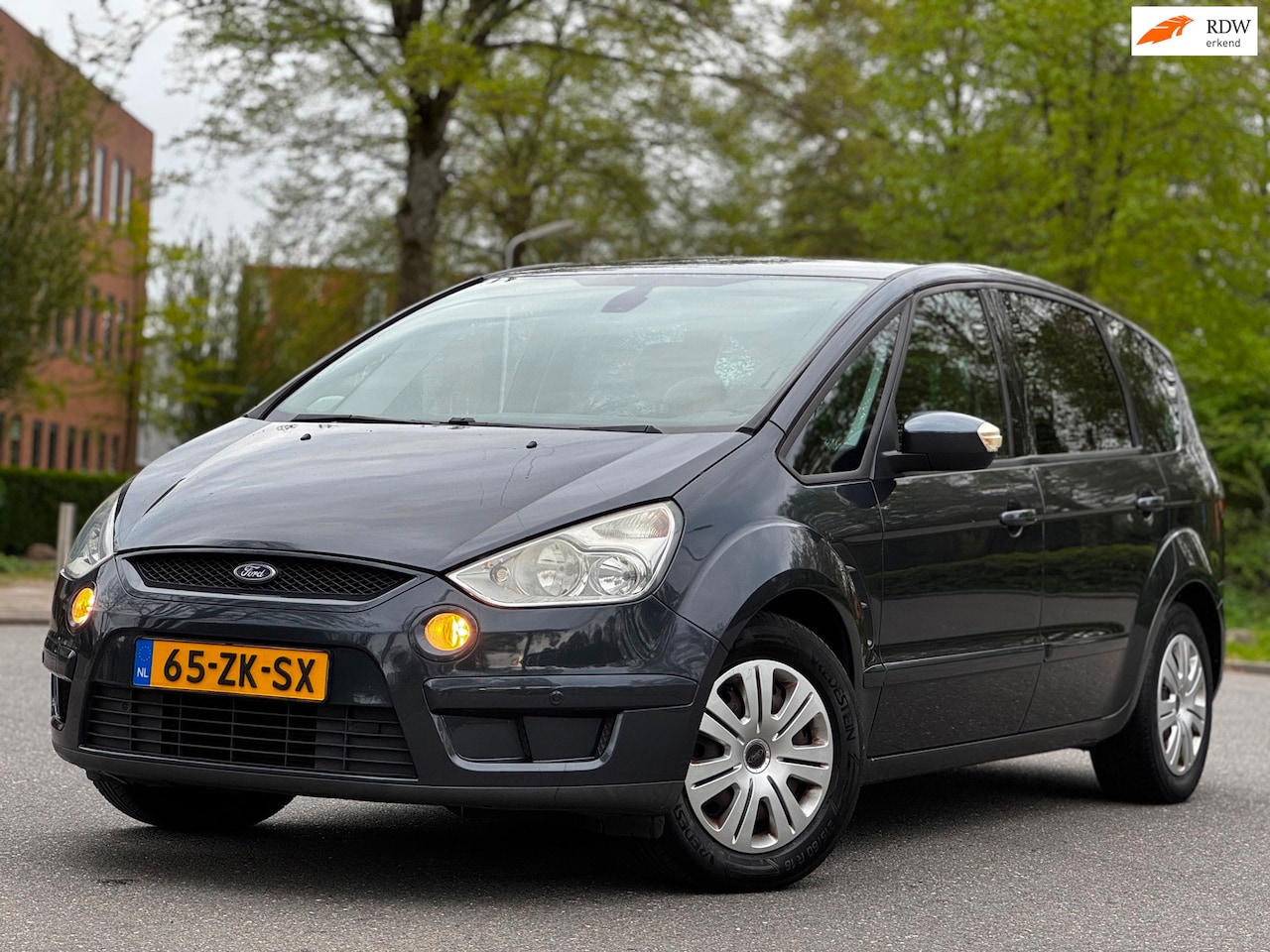 Ford S-Max - 2.0-16V|PSENSOR|STOELVERW|AIRCO PERFECT RIJDENDE GEZINS AUTO - AutoWereld.nl