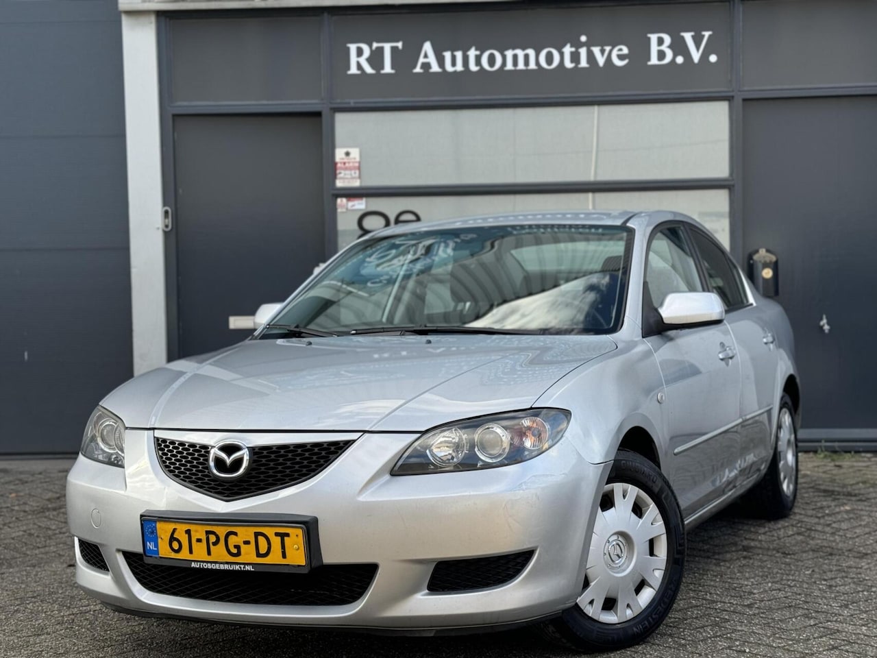 Mazda 3 - 1.6 Touring Airco / Trekhaak Automaat - AutoWereld.nl