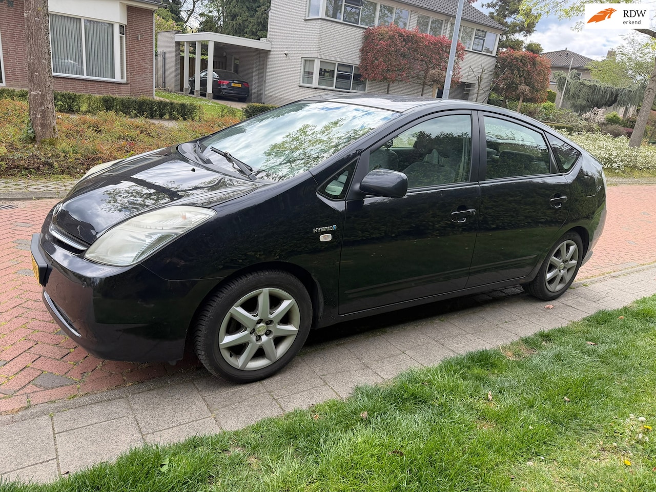 Toyota Prius - 1.5 VVT-i Business Edition 1.5 VVT-i Business Edition, Hybride, Airco, Eventueel met nieuwe APK. - AutoWereld.nl