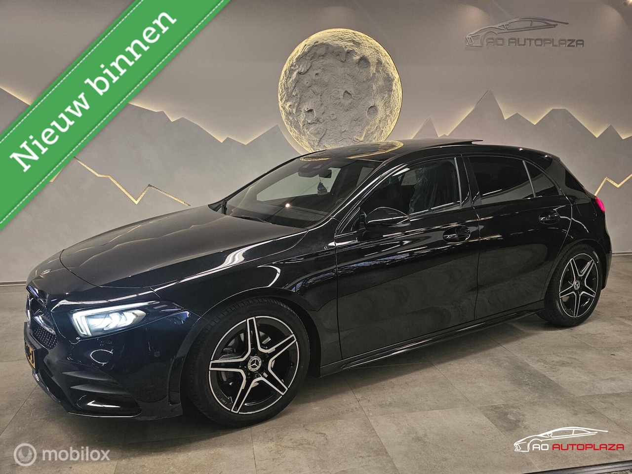 Mercedes-Benz A-klasse - 200 AMG LINE Panorama/Night/Sfeer/Widescreen/Camera - AutoWereld.nl