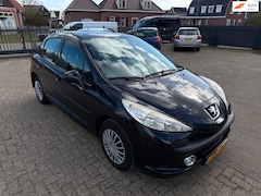 Peugeot 207 - 1.4 | Airco | Cruise Control | CarPlay |