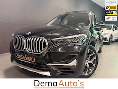 BMW X1 - SDrive18i Executive Edition PANO/LEDER/H-UP/NAVI/SFEERVERL/LED/PDC/CRUISE///