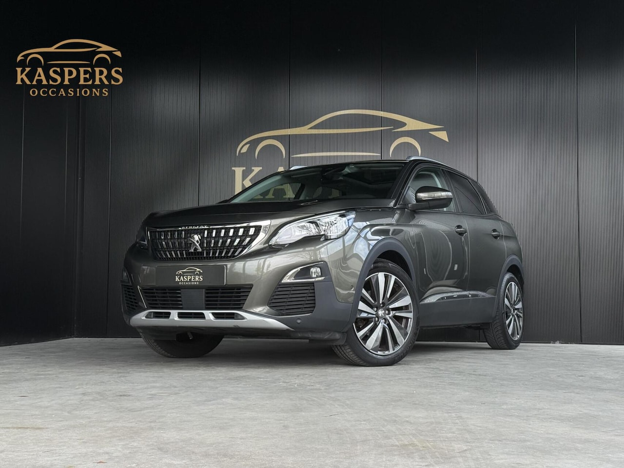 Peugeot 3008 - 1.2 Blue Lease Premium|Nieuwe Motor|Pano|Trekh| - AutoWereld.nl
