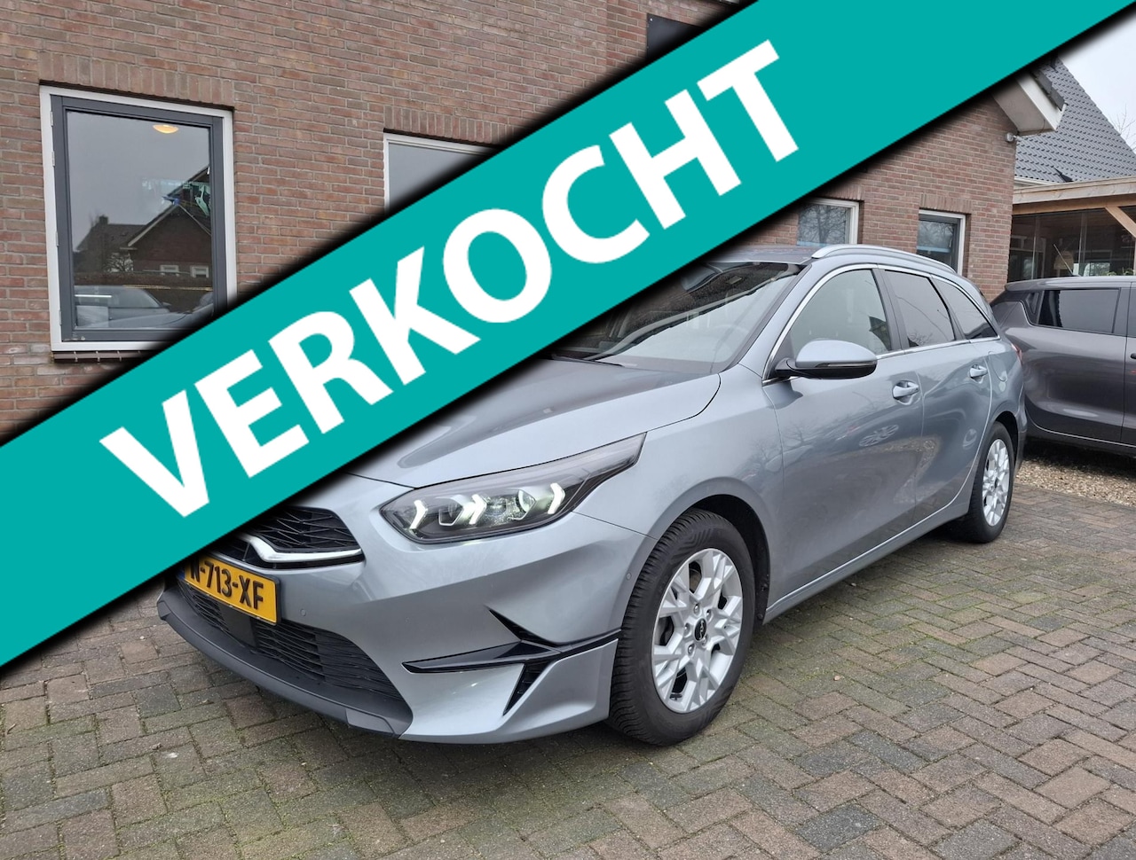 Kia Cee'd Sportswagon - Ceed 1.0 T-GDi DynamicPlusLine. Dealer onderhouden, zeer netjes en luxe o.a. stoel- & stuu - AutoWereld.nl
