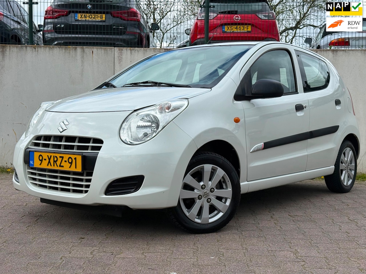 Suzuki Alto - 1.0 Celebration EASSS/AIRCO/DEALER ONDERHOUDEN/114088 KM NAP/PARELMOER WIT/ - AutoWereld.nl