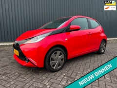 Toyota Aygo - 1.0 VVT-i x-play ( KM NAP + 5 DRS )