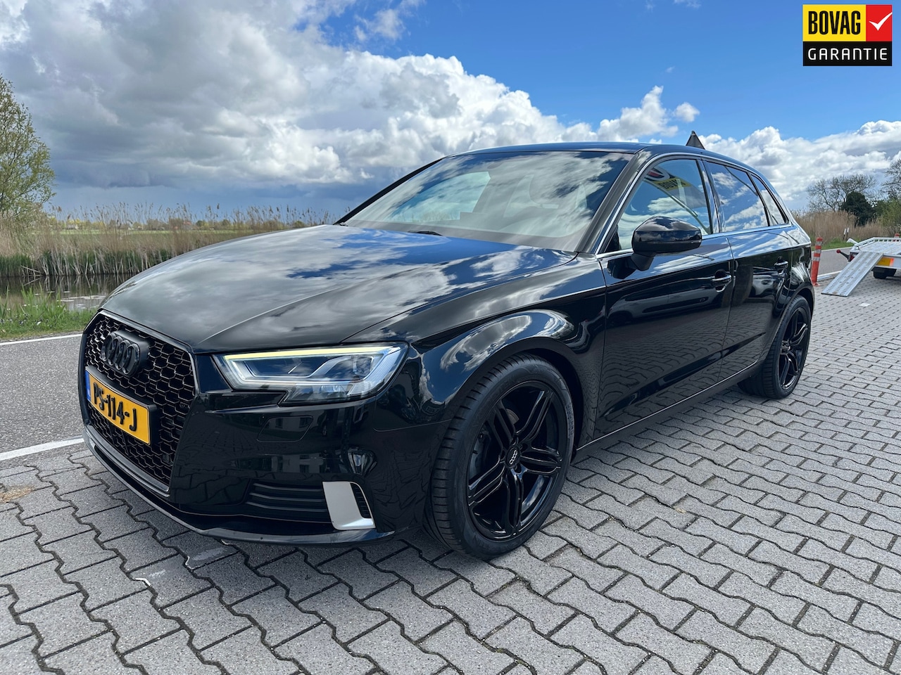 Audi A3 Sportback - 1.0 TFSI Sport Lease Edition 1.0 TFSI Sport Lease Edition, Panorama dak, Carplay, Xenon, Cruisecontrol, Sportstoelen - AutoWereld.nl