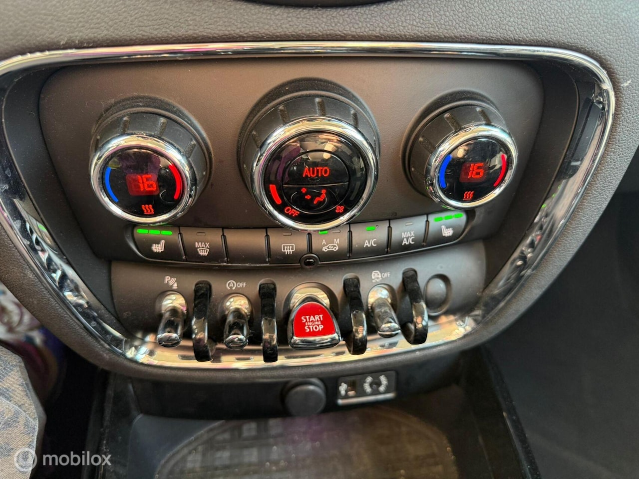 MINI Clubman - 1.5 Cooper Business 1.5 Cooper Business - AutoWereld.nl