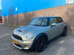 MINI Cooper S - 1.6 | Automaat | Leer | Panoramadak | 17” LM Velgen | Climate Control | Parkeersensoren |