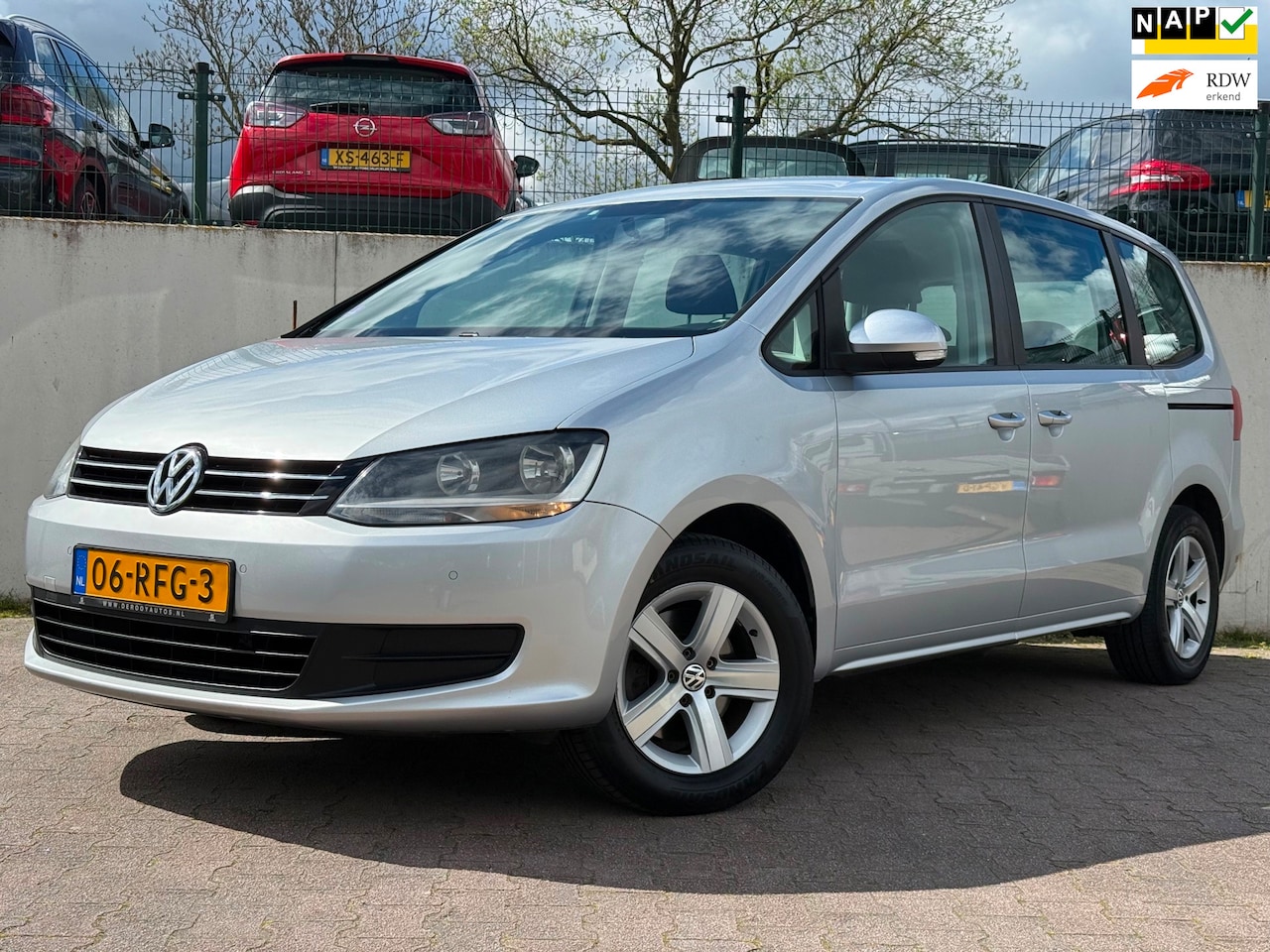 Volkswagen Sharan - 1.4 TSI Trendline/NAVI/CRUISE/PDC/GOED ONDERHOUDEN/NETTE AUTO/ - AutoWereld.nl