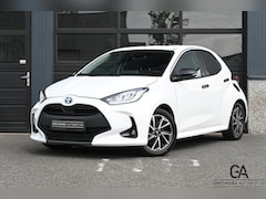 Toyota Yaris - 1.5 Hybrid Executive | Carplay|Camera|Carbon