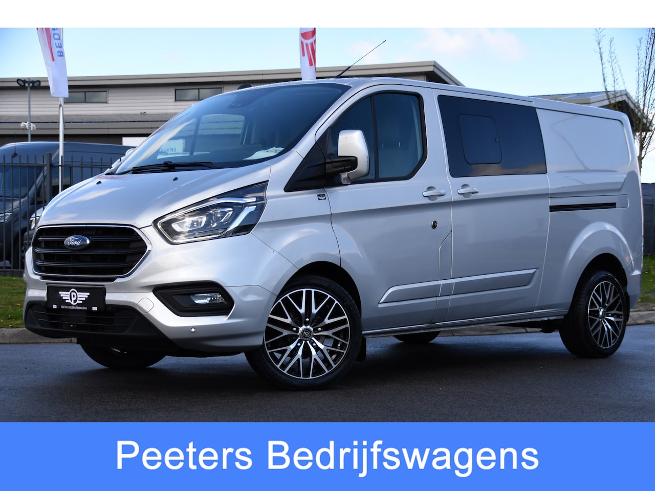 Ford Transit Custom - 300 2.0 TDCI L2H1 Limited DC Adaptieve Cruise, Camera, Xenon, Leder, 170pk, Stoelverwarmin - AutoWereld.nl