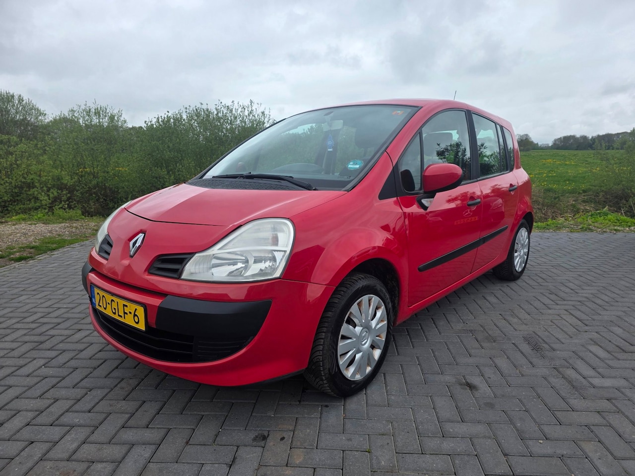 Renault Grand Modus - 1.2 TCE Expression 1.2 TCE Expression nieuwe APK! - AutoWereld.nl