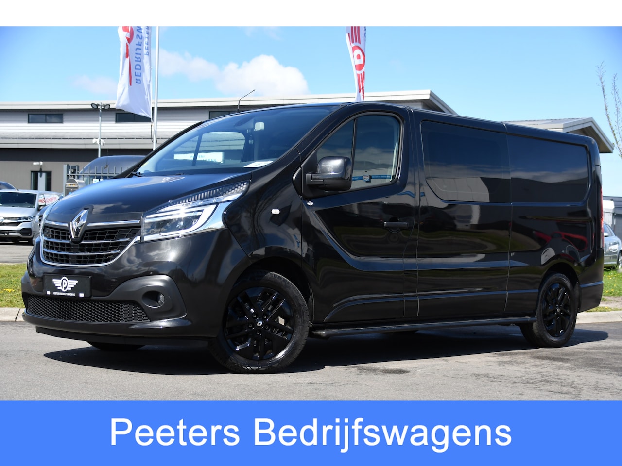 Renault Trafic - 2.0 dCi 170 T29 L2H1 DC Luxe Black Edition Camera, Cruise, Carplay, 170pk, Automaat, LED, - AutoWereld.nl