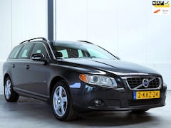 Volvo V70 - 1.6 T4 Nordic|1e Eigenaar|Org NL|Dealer O.H.|Trekhaak