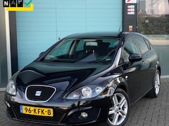 SEAT Leon - 1.8 TFSI Sport / RIJDT SCHAKELT GOED /OLIEVERBRUIK